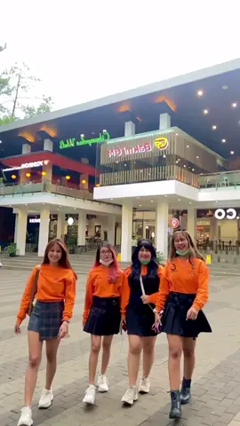 Pilih yang mana nih ? 🤣 // Follow IG : Meryani14 @ovie_noviera @vennywijaya_ @gloryafebb