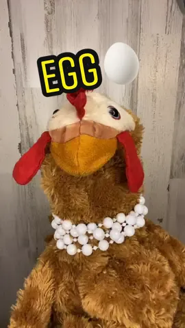 #Duet #MrsChickers and her #egglaying skills #Folkmanispuppets #eggscuseme #Godgiveslife #puppetsoftiktok