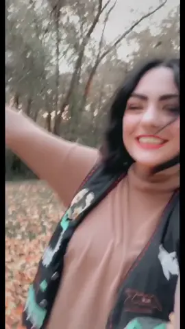 🎃 🍎 non alcoholic cider @420doggface208 trend but I can’t sk8 so @slowhaunt had 2 pull me 🛹