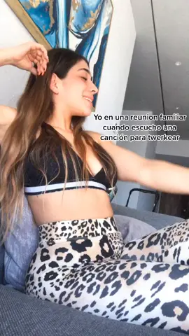 Quien se identifica conmigo ???  #twerk #viral #trend #destacame #foryou #parati #tiktok #dance #sisoy