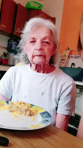 FELIZ DIA DE LAS MADRES mis deseos son que cuando lleguen a viejitas tengan mucho amor 🥰❤😍#abuelatiktoker #alzheimer #amordeabuela #abuelanieta