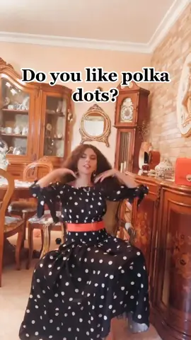 Outfit of the day 💄💋 i really love polka dots 😍 #polkadots #pois #fotyou #changeoutfit #outfitoftheday #OOTD