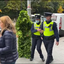 Garda is fun👌😂.  #nickxar #bushman #scareprank #pranks #funnypranks #funnyvideos #funnymoments #laughter #funnyclips #garda