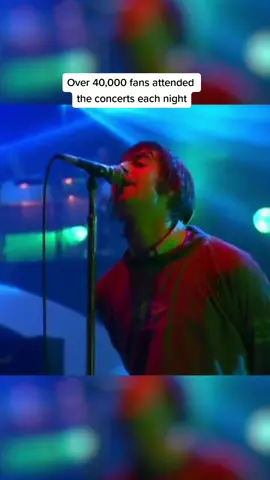 Join in with the crowd, you know the lyrics! 📣🙌  #throwitback #oasis #maineroad #wonderwall #90sthrowback #mancity #manchester