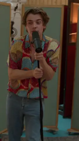 this may be the third time i've posted this but i wanna play live with my band so badly lmao please buy tickets to our shows #foryou #foryoupage #fyp