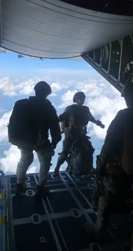 Army Special Forces HALO Drop from a US Air Force C-130 #fyp #c130 #military #army #airforce