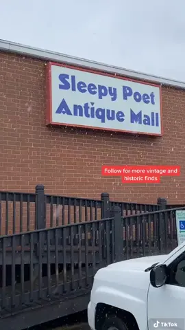 This place is awesome! #nccheck #northcarolina #interiordesign #vintage