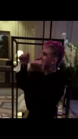 Keep my cool 🤪 #lilpeep #lilpeepaudio #lilpeepmusic #lilpeepvideos #gus #gbc #crazy #dance #foryou #foryoupage #fyp #fy #trending #trend #rap #rip