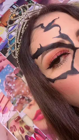 Broken Doll💓 #makeuptransformation #makeuptipstiktok #makeuptipstiktok #makeupartist #makeuphacks #makeuphalloween #brokendoll