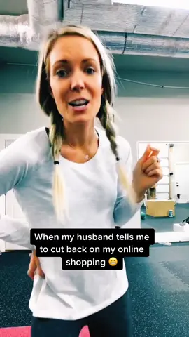 Probably not gonna happen anytime soon 😬 #onlineshopping #mustbecrazy  #viral #fyp #shoppingonline #shoppingaddict #holidayshopping #MomsofTikTok