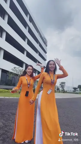 Một chút nhí nhố với nhỏ mặt mâm @vyvian1404  #thứ7máuchảyvềtim #tiktokvn #idolface #trending #fptsoftware #fhm #c99