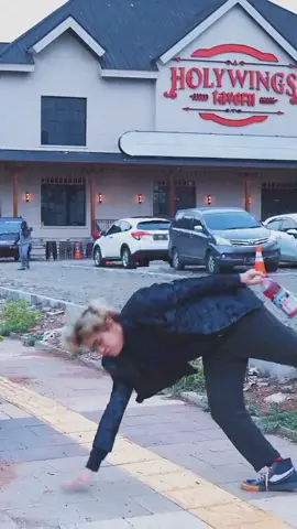 gimana kabarnya? udh lama ga ketemu ni, chillin' dulu di daerah jaksel asik sih 😂 #fyp #cranberryjuice