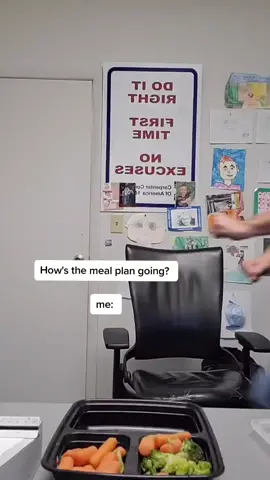 meal #4 before noon 😌  #WellDone #WeWinTogether #goodvibes #beard #foryou #fyp #fattofit #beardedbeast #vibez