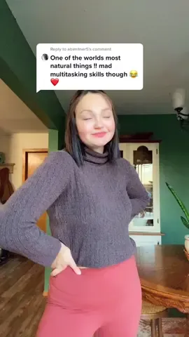 Reply to @abimilner5 Multitasking is my middle name 😂 #ebf #newmom #momtips #pumpingmom #mama