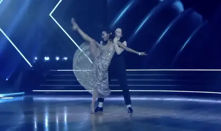 Johnny Week 8: #dwts #dance #johnnyweir #brittstewart #foxtrot #shawnmendes #wonder  #dancingwiththestars