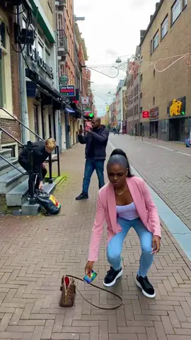 #POV : when they try to rob you ! 😱😥 with @theofficialcasper and @rfmondo  #dontmove #picture #funny #povs #amsterdam
