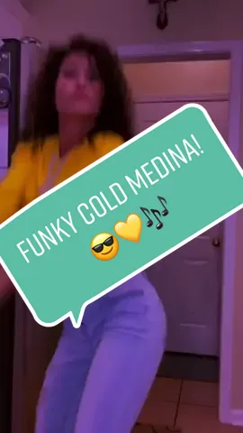 Alexa started up again...🎶💃🏻💃🏻 #dance #tuesdayvibes #funkycoldmedina #80smusic #freestyle