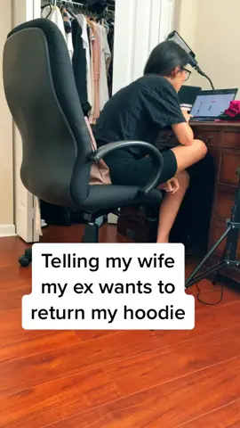 My freaking queen lol #HomeOffice #prank #foryoupage #couplecomedy #couplegoals #fail