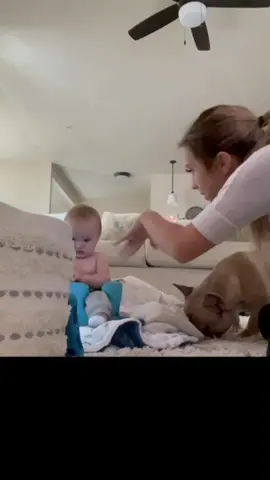 #greenscreenvideo omg please ignore my obnoxious voice but I had to show off my smart boy! #deaf #deafbaby #MomsofTikTok #babiesoftiktok #momsunder25