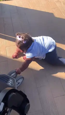 y’all always wanted to know how hazel gets around. trust me, she gets around!! #MomsofTikTok #babiesoftiktok #motivation #yougotthis #sahm #texas