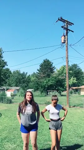 🦋
