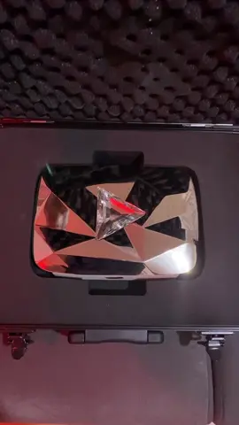 Placa de diamante do YouTube! Chegou 🙏🏻