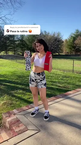 Reply to @jenniferbertir                                      Favorite workout bands🤩👌🏻