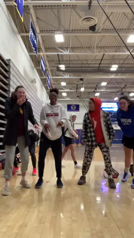 peep kennedy’s outfit @kennedyklick