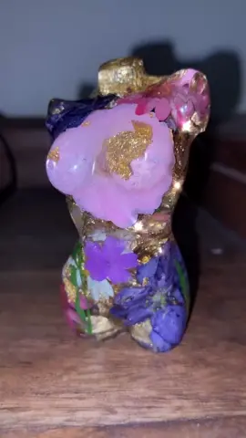 Wow 🤩 Body positive statue - this is a reminder that all bodies are beautiful ✨ #bodypositive #youareenough #fyp #beauty