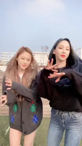 SYNK with aespa through TikTok📲#aespa #æspa #에스파#KARINA #카리나#GISELLE #지젤