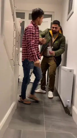 Plz unfollow na kri 🤣😂🤣🤣🤣 #punjabi #funny #duet #tiktok #london #uk #pakistan #illu #pageforyou #foryou #southall #fyp #pakistani