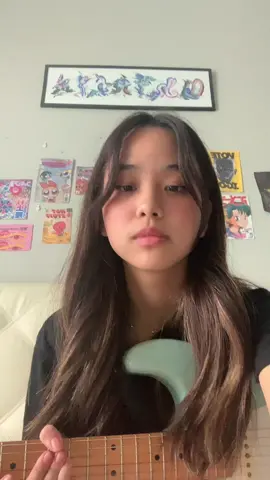 very messy cover of the solo in summer by brockhampton pls dont bash me idk how to slide+bar