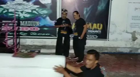 Hiburanku Iki lur..hiburan mu ndi...