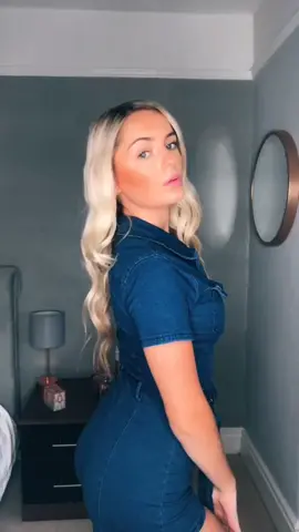 Don’t have anyone to do this with sooo... Follow my insta @alysoliviaa #fyp #foryou #isawitfirst #foryoupage #viral #JUSTDANCEMOVES