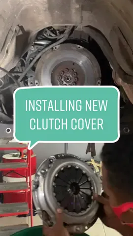 Toyota Innova replacing clutch cover, disc and release bearing #fyp #carparts #autoparts #mechanic #carservice #carrepair