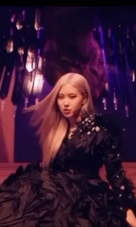 #blackpink #bp_rose #blink #fanedits #eidts #fyp #fypシ #viral #makethisviral #kissandmakeup @jimins_pinkyfinger