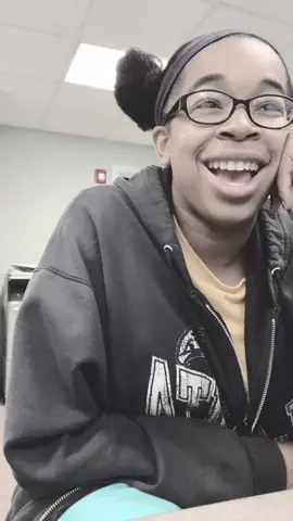 It’s not always what it seems #DoPacSun #NoNuanceNovember #makeitmini #foryourpage #fyp #notalwayswhatitseems #singlemomoftiktok