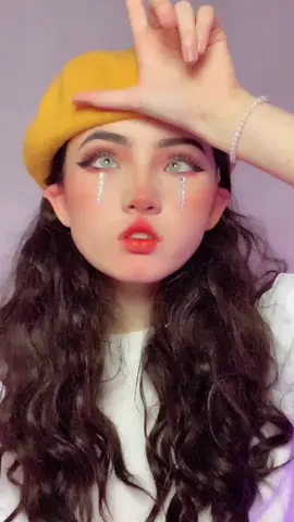 🧝🏻‍♀️✨💕 <—— me~~