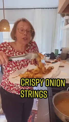 Crispy onion strings #Palmersmarket #Thanksgiving #Onions #grandmasoftiktok #toppings #friedonion #letscook