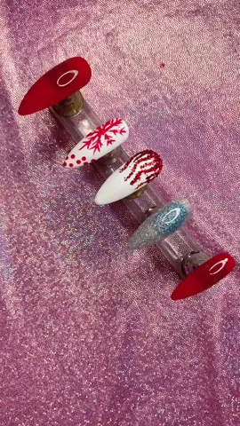 Who wants a set?? #NeedToKnow #christmasnails #snowflakenails #stilletonails #pressonnails #fyp