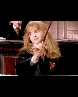 HEY PLS ALL FOLLOW@hermionag_watson @bonnie_official AND@emmawatsonnet! 🥺🥺💞💞💞