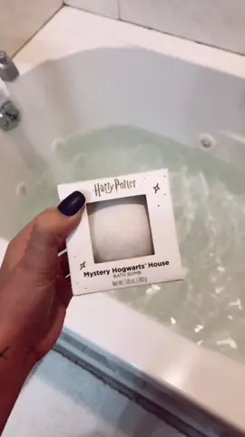found the last one at @ultabeauty but can someone pls tell me what color I’m looking at? #harrypotter #ulta #hogwarts #bathbomb #harrypottertiktok