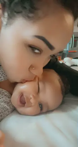 Smart girl rolls from back to belly already at 3 months!🧡 miss mommas isn’t supposed to master until she’s 6 months! #watchmegrow #fyp #babygirl