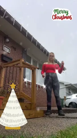 #merrychristmas🎄2020   #fyp💕💕💕💞💃❄️❄️ #partyallthetime🎉  #mixedsongsdancechallenge 😅💃💃💞💞❄️🎉🎉 #prettylights