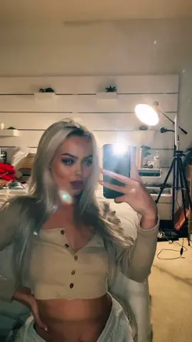 hey ;)