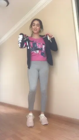 No me salió tan bien pero lo intenté :)  (Mi cabello es un desastre una disculpa) #dance #fyp #onmymind #foryou