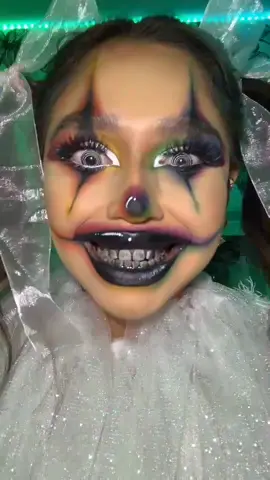 JAJA estaba en un live y todos vieron como se me cayó la baba 🥺 #fyp #funny #viral #makeup #clowncheck #waitforit