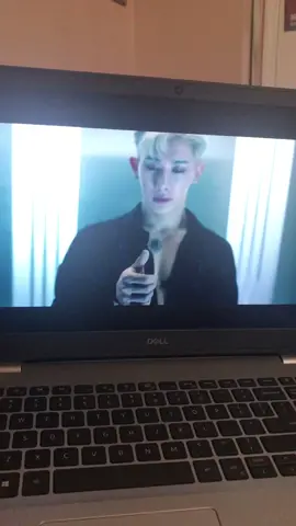 This man  #wonho #openmindwonho #buffwonho #fyp #monstax #daddy #watchmegrow #HappyHolidays