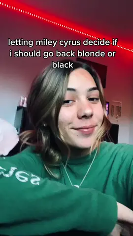 @mileycyrus plz tag her