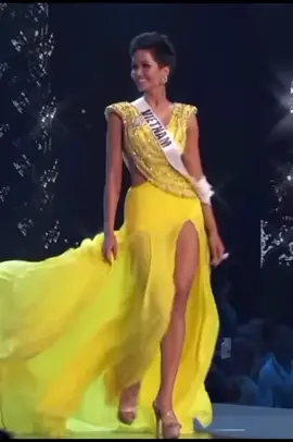 H'HEN NIÊ - VIỆT NAM #hhennie #catwalk #missvietnam #missuniversevietnam #top5missuniverse2018 #chuyenhoahau .